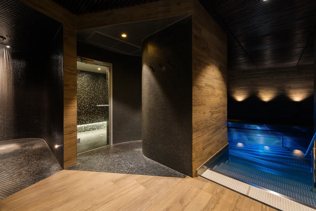 Lydia_hotell_bassein